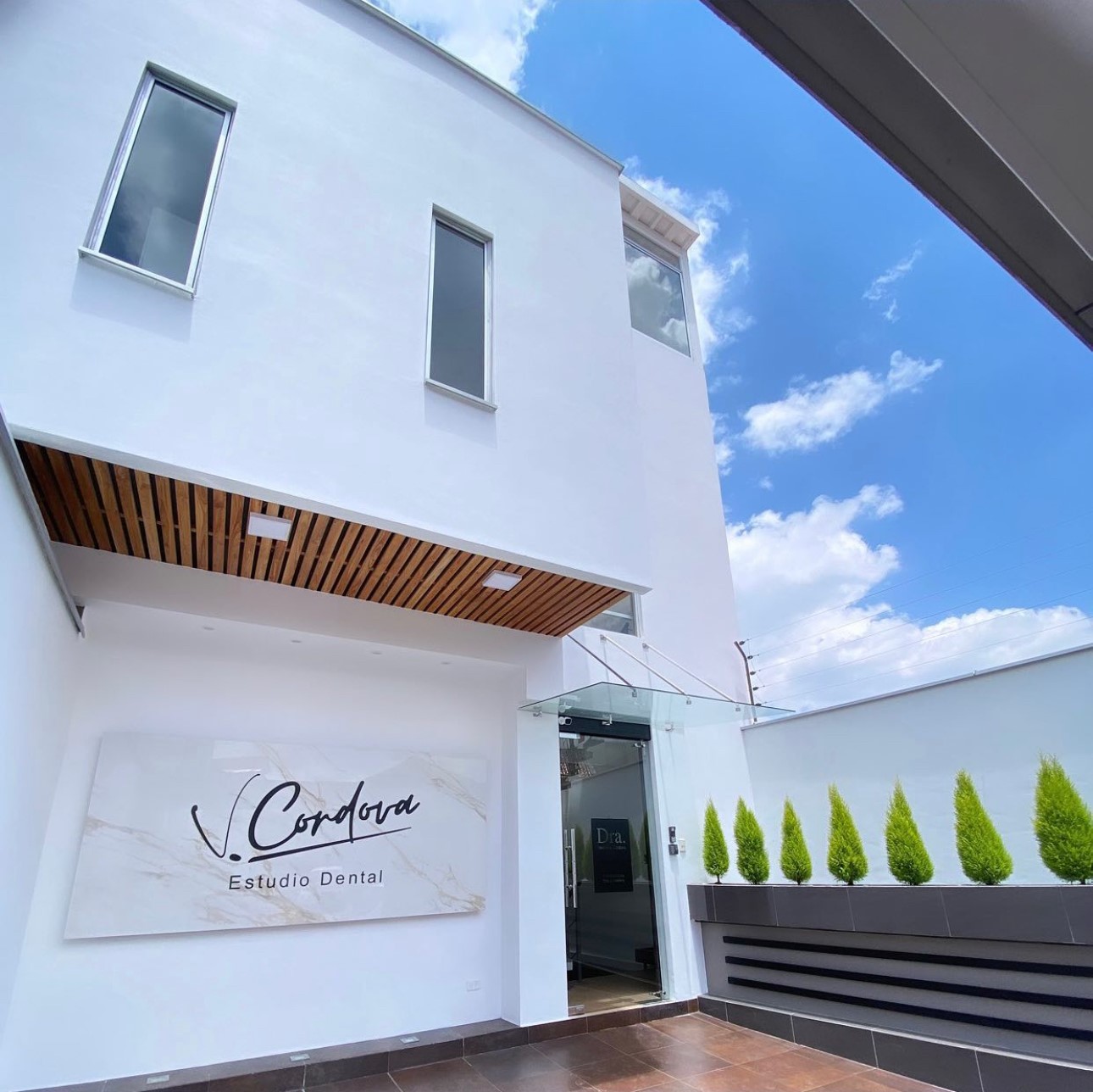 Interior VCórdova Clínica Dental
